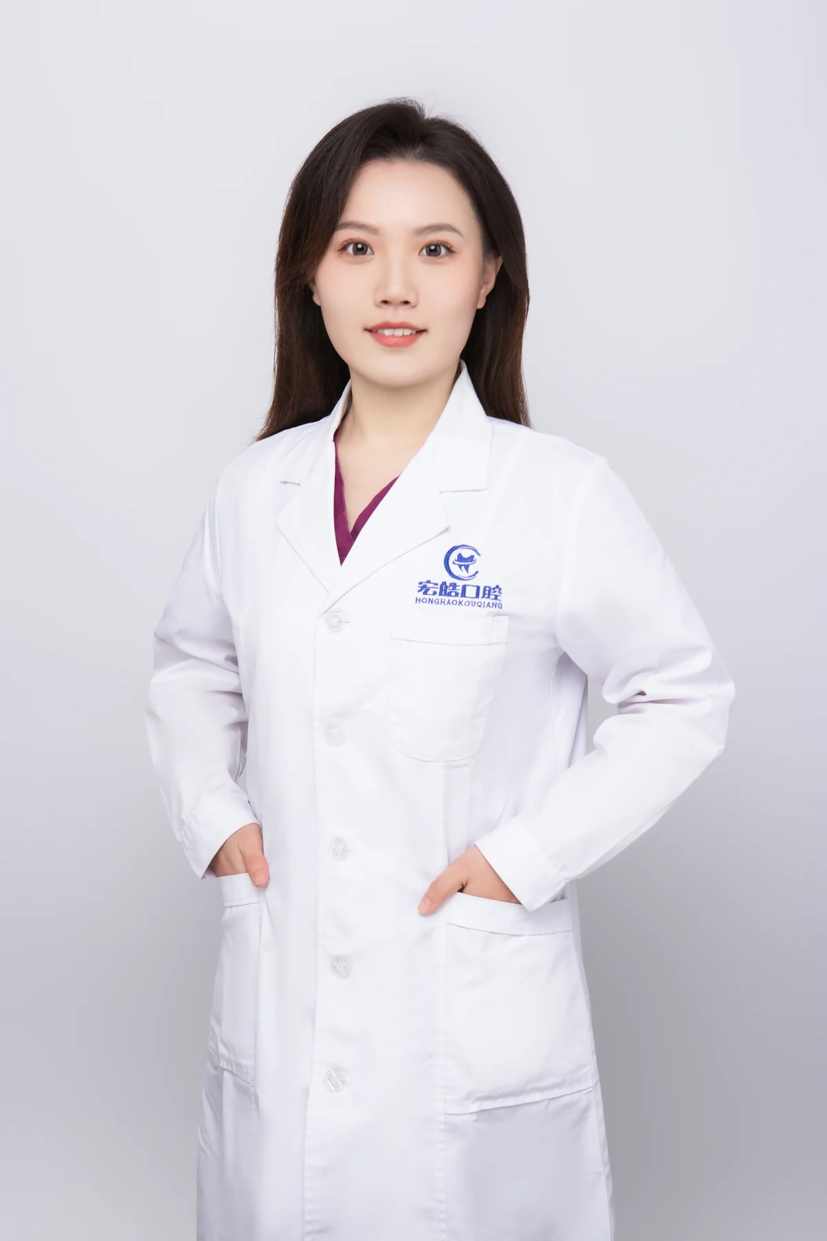 李欣执业医师形象照